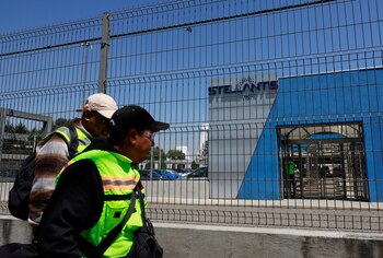 Stellantis suspendió la producción de