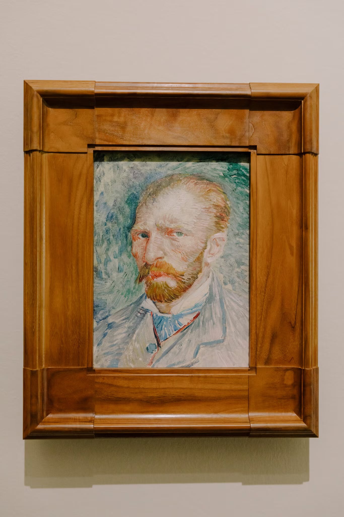 Un autorretrato de Van Gogh de 1887. La exposición está organizada en torno a los temas de la fe, la esperanza y el amor