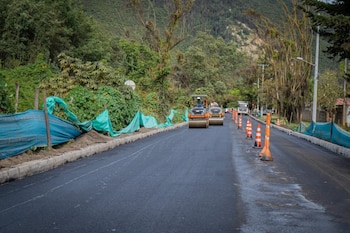 La calle 222 soporta 360 rutas escolares y cuatro rutas del SITP, reforzando la conectividad para residentes, trabajadores y la comunidad educativa del norte de Bogotá - crédito Unidad de Mantenimiento Vial (UMV)