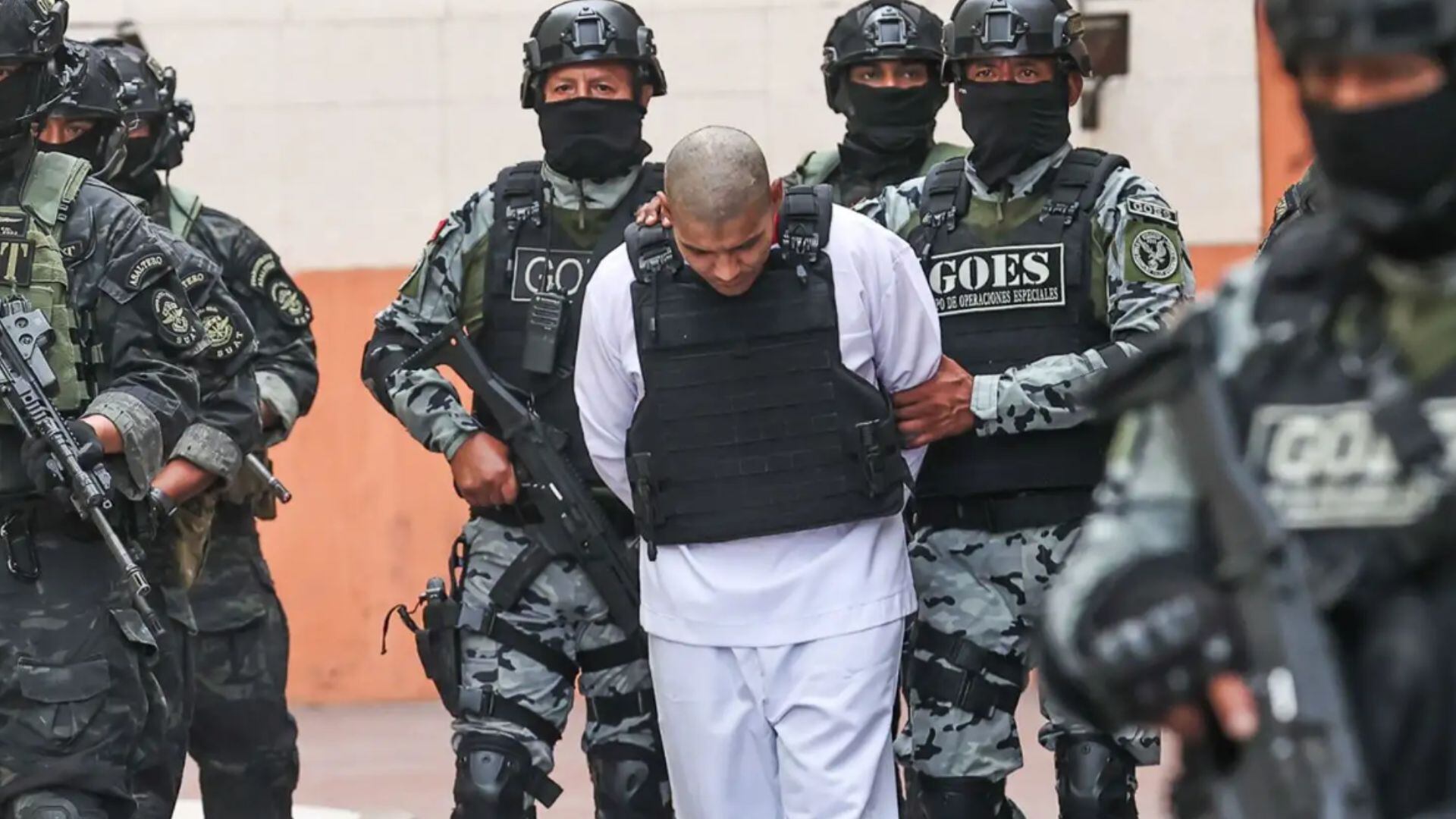 Erick Moreno Hernández fue rapado antes de ser trasladado a la Base Naval - Créditos: Andina.