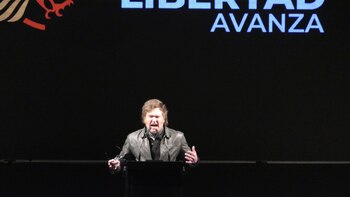 Milei pide que las criptomonedas