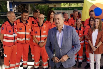 23/09/2026 El vicepresidente primero de la Junta y consejero de Presidencia, Sanidad y Emergencias, Antonio Sanz, interviene tras presentar las nuevas tablets para los servicios del 061 Emergencias Sanitarias de Andalucía. A 23 de septiembre de 2026 en Málaga (Andalucía, España).
POLITICA
Álex Zea - Europa Press