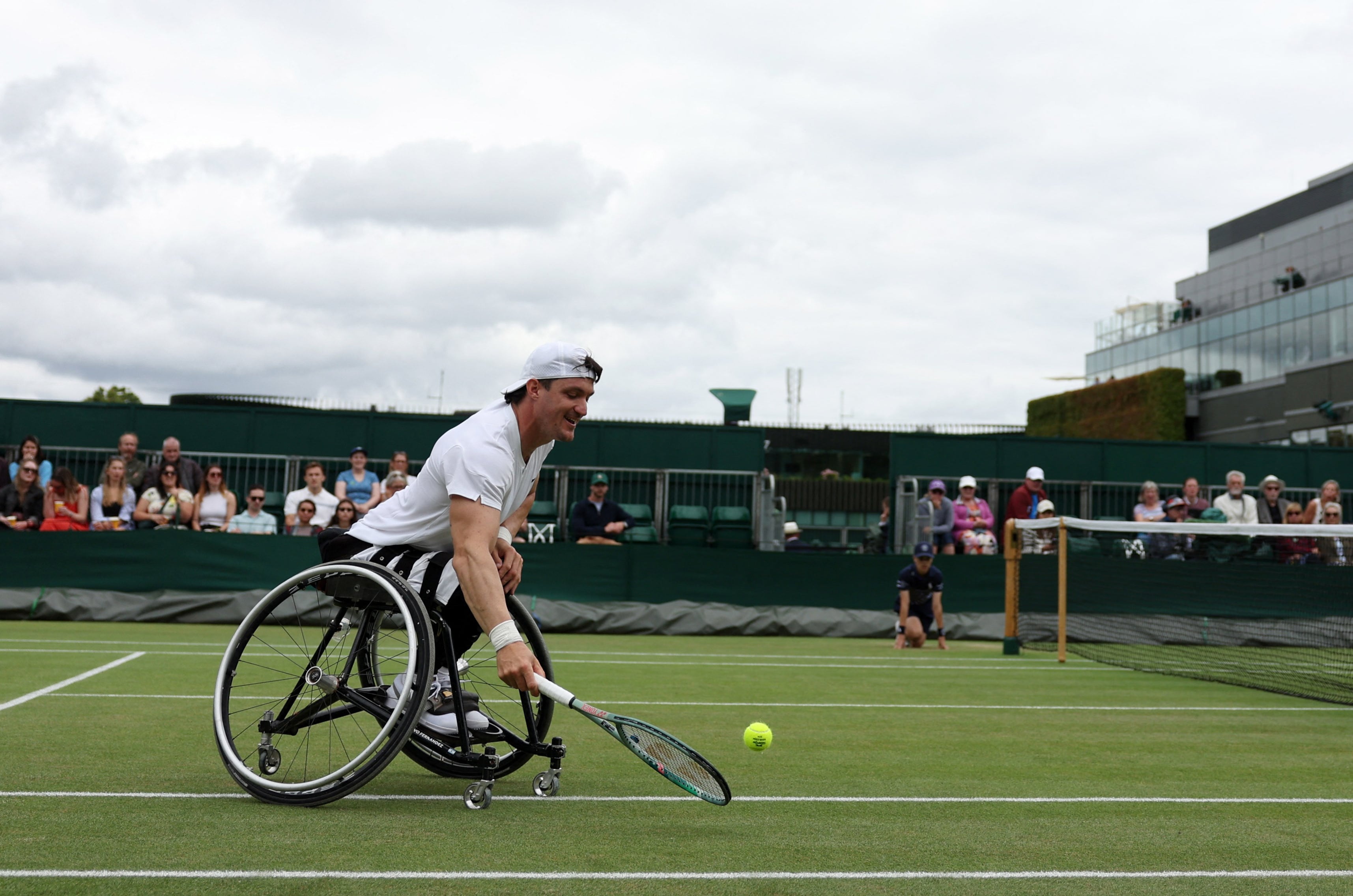 Gustavo Fernández irá por un lugar en la final de Wimbledon este viernes (Foto: REUTERS/Isabel Infantes)