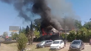 Las llamas se propagaron rápidamente