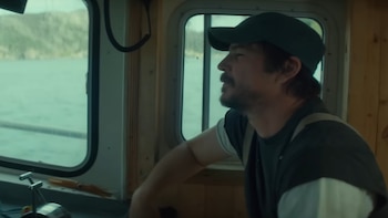 Josh Hartnett combate una amenaza bajo el agua en el tráiler de ‘Bajo la superficie’