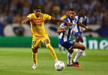 Lamine Yamal en acción contra