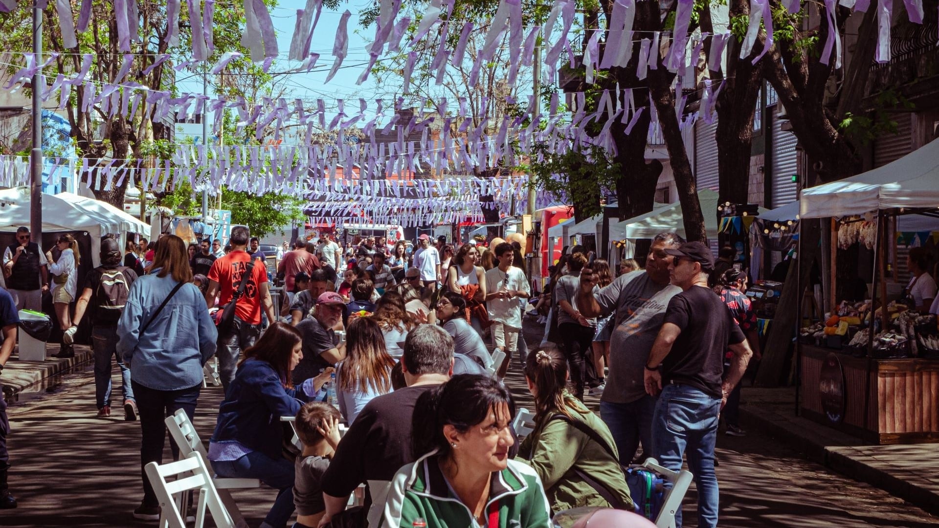 La feria “Leer y Comer” llega a su edición 19: literatura, longevidad, sueño, finanzas y fútbol, en dos días gratuitos en Chacarita