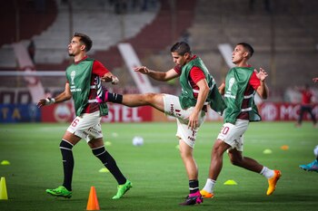 Universitario vs Santa Fe: calentamiento del equipo 'crema' previo al duelo por Copa Sudamericana
