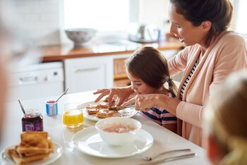 Experto recomienda reemplazar los huevos