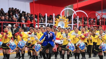 El colegio viral de Huaycán vuelve a la carga: ensaya con saxofones y tambores para el desfile por Fiestas Patrias 2026