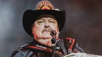 Ramón Ayala se fue sin decir adiós de La México: concierto de despedida concluye en desalojo