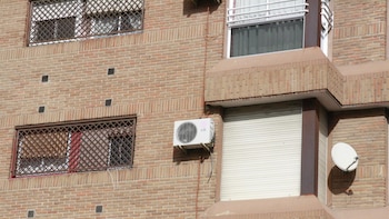 Los hogares españoles no están preparados para soportar olas de calor: esta es la reforma obligatoria que marca la UE y que los propietarios deben hacer a partir de 2030