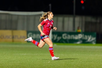 Emma Azofeifa, jugadora juvenil de la selección argentina