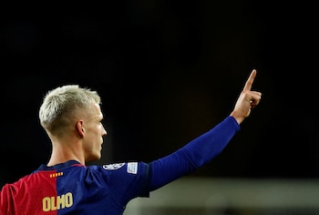 Dani Olmo volvió a los