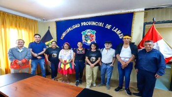 Más de 2.500 libros en