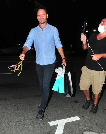 Vicuña llega al cumpleaños de