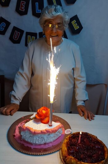 Hilda en su cumpleaños 89,