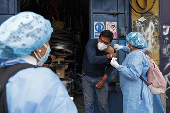 Brigadas de vacunación en el