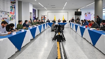 Gobierno Petro y Alcaldía de Bogotá coordinan medidas para la segunda vuelta de las elecciones presidenciales: no descartan disturbios