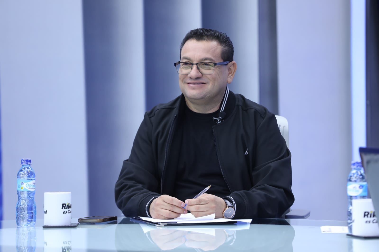 Rolando Castro preside la comisión del Consejo Superior del Trabajo que analiza la reorganización de los horarios laborales en El Salvador. /(Prensa Ministro de Trabajo)