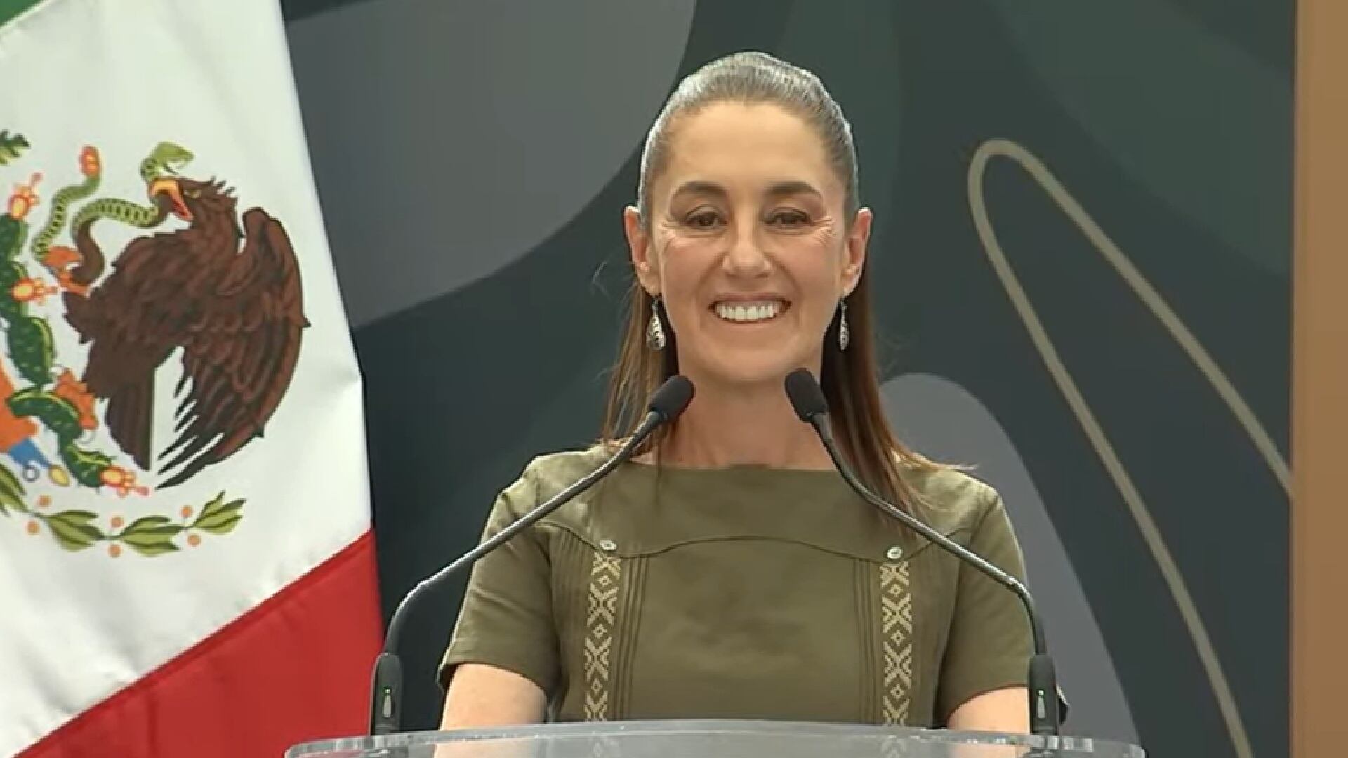 “Los neoliberales quisieron borrar la historia”: Sheinbaum enaltece el humanismo mexicano que detalla libro de AMLO