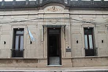 La fachada del edificio que