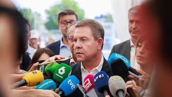 Page advierte de que este es el momento de "mayor riesgo" para el PSOE en democracia y vuelve a pedir elecciones