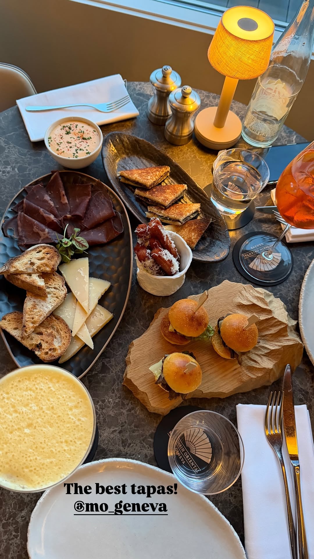 El Mandarin Oriental de Ginebra brinda amenities de primer nivel, alta gastronomía y servicio personalizado a sus huéspedes