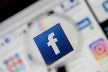 IMAGEN DE ARCHIVO. El logo de Facebook en esta ilustración tomada el 2 de diciembre de 2019. REUTERS/Johanna Geron/Ilustración