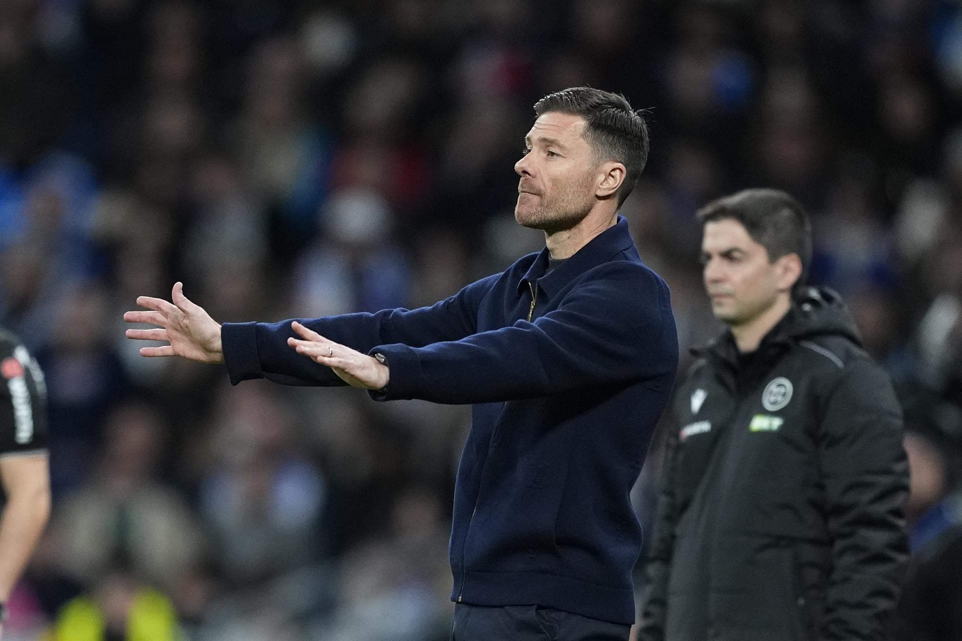 Xabi Alonso reconoce problemas en el Real Madrid por lesiones y bajas