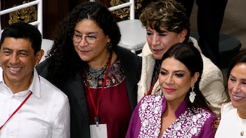 Lenia Batres falta a sesión de la SCJN para asistir al Segundo Informe de Clara Brugada