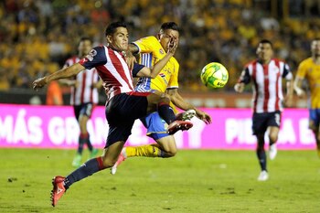 Las Chivas se impusieron en