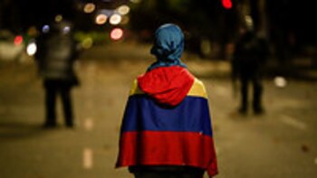 Grupos de civiles armados enfrentaron a los manifestantes en el Paro Nacional, confirmaron interceptaciones telefónicas