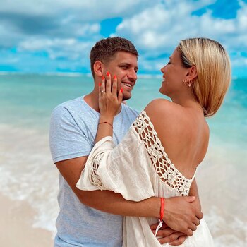 Lucas Rodríguez y Nazarena Vélez