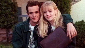 Jennie Garth revela cómo afrontó la muerte de Luke Perry: “Sentí una rabia que me hacía querer escapar”
