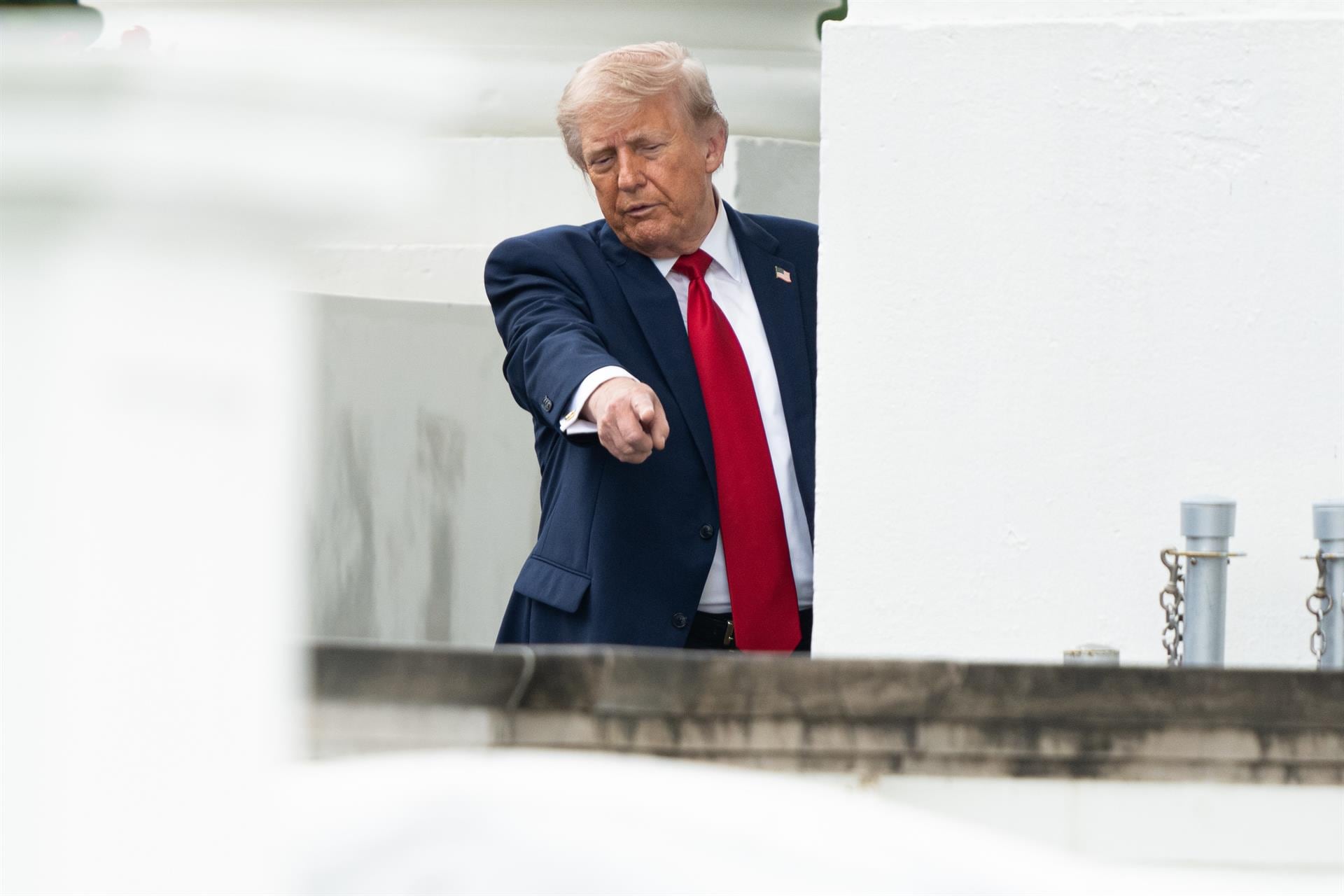 La medida afectaría a algunos de los principales socios económicos de Washington y constituye un nuevo capítulo en la estrategia comercial impulsada por el presidente Donald Trump (EP)