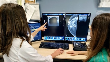 Luz verde al primer estudio español que predice la probabilidad de sufrir cáncer de mama: Mamorisk, una ‘calculadora’ de riesgo de cada mujer