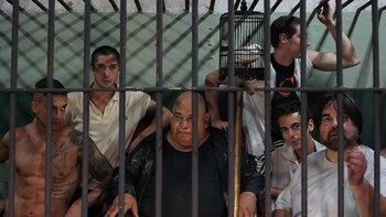 Gualco (a la izquierda de