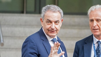 La Fiscalía respalda investigar los 200.000 euros que Zapatero recibió de una empresa peruana y pide rechazar su recurso para excluir el informe de la UDEF