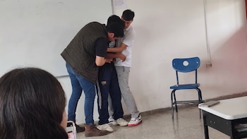 Separan de su cargo a profesor de secundaria en Guanajuato por conductas inapropiadas con sus alumnos
