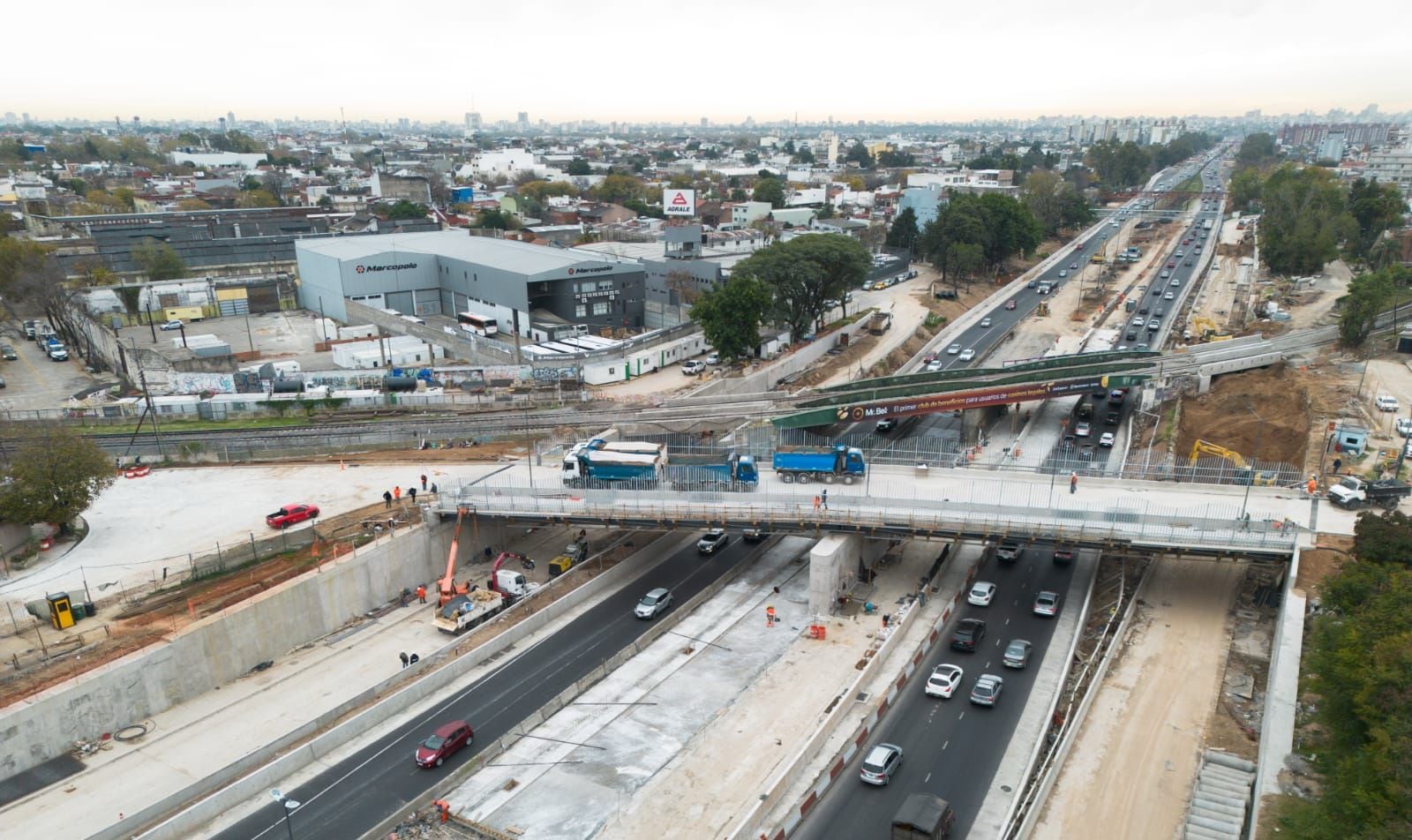 El Gobierno de la Ciudad dispuso cortes nocturnos en tres autopistas porteñas por obras de mejoramiento integral, pruebas estructurales y trabajos de calibración en tecnología de tránsito