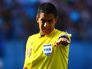 Árbitro peruano FIFA con experiencia