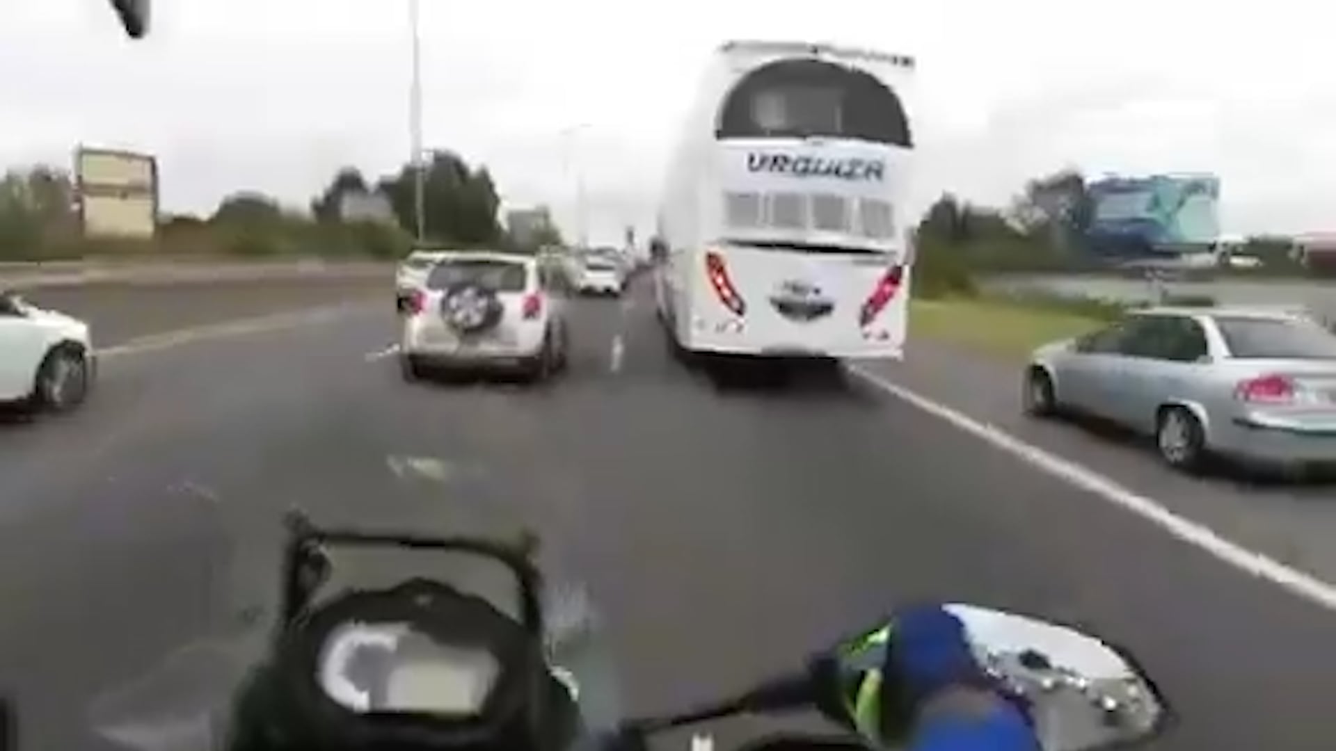 Desde mayo, comenzaron a controlar a los “banquineros” en dos autopistas claves del AMBA