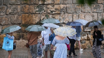 La Aemet alerta de la llegada de una vaguada: dejará chubascos localmente fuertes, acompañados de tormenta, granizo y viento