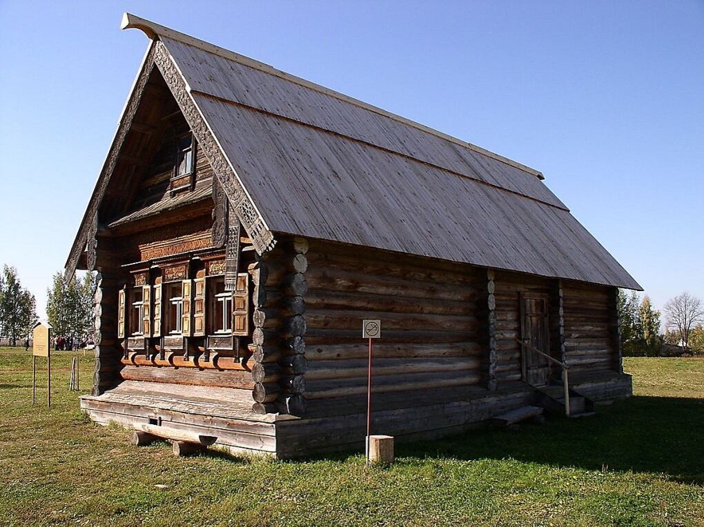 Fotografía de una isba, construcción típica en Rusia. (Alex Zelenko)