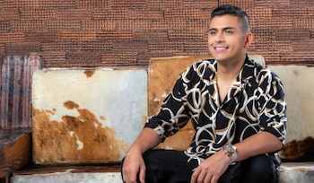 El cantautor combina el folclor vallenato con elementos de la música popular y regional bajo el nombre de ‘El Llanero Vallenato’.