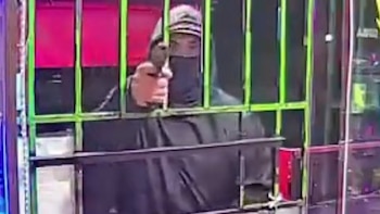 Violento asalto a un kiosquero en Merlo