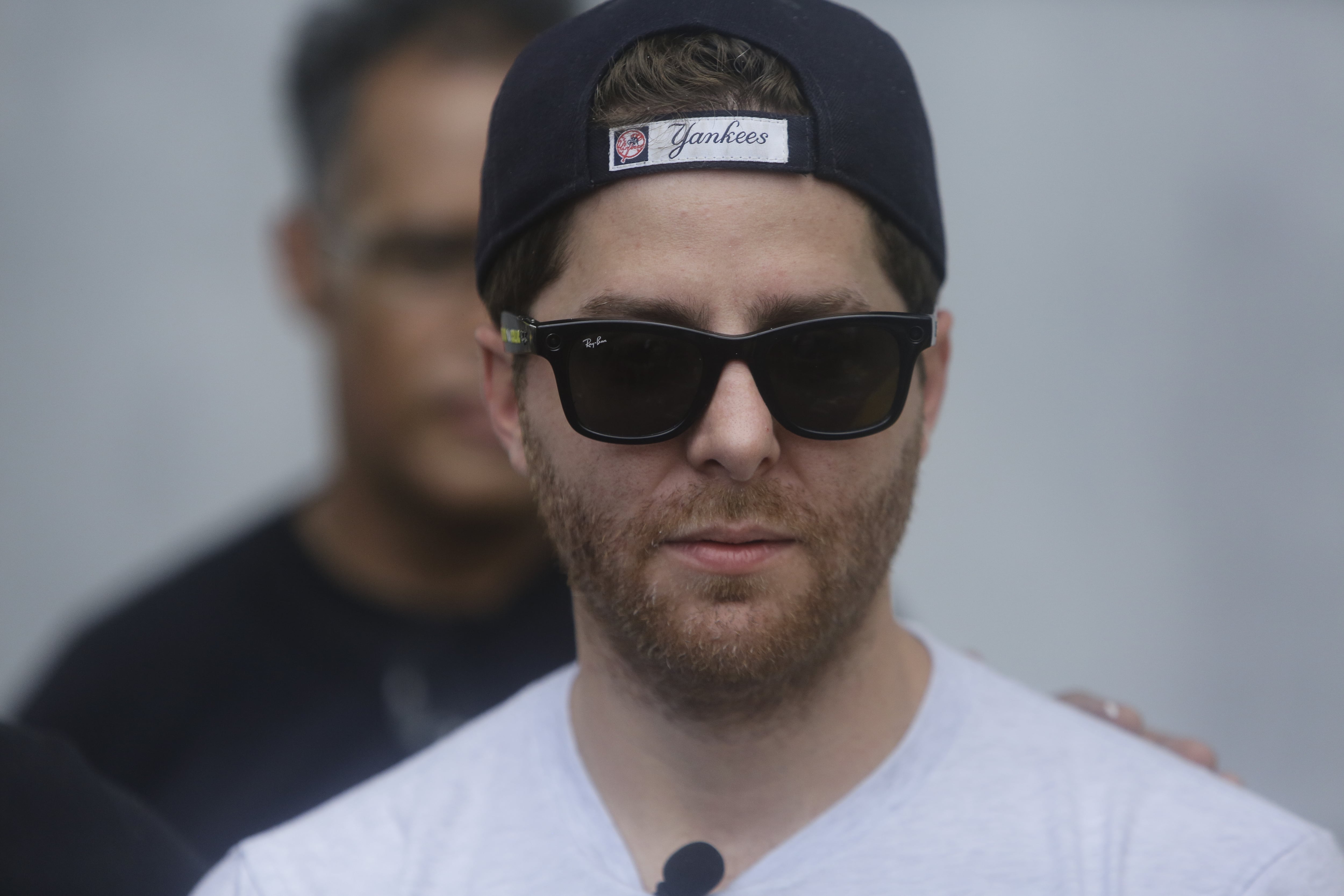 El alcalde capitalino, Mayer Mizrachi, puso en duda el alcance del nuevo decreto sobre transporte por apps y advirtió que representa un freno para la innovación. EFE