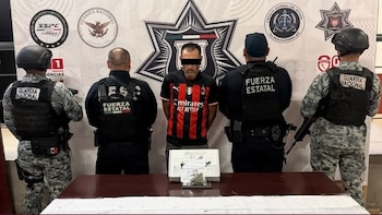 Fausto Eduardo “N” es detenido con arma y marihuana en Tijuana: lo vinculan con el sicariato