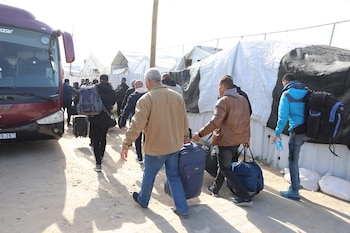 Imagen 5LRCXXL54RBHJECPZZGUFF77YA